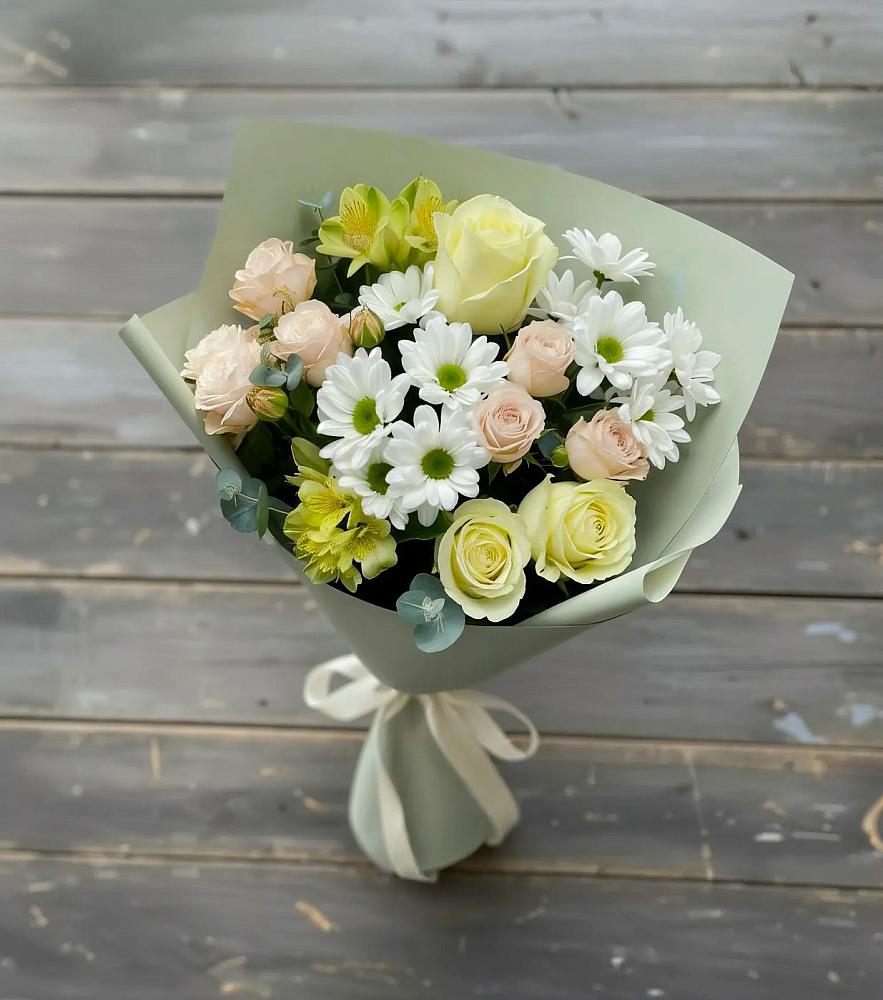 Букет цветов из: Альстромерии, Розы и Хризантемы в Пригородном