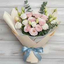 Букет цветов из:  Лизиантусы #REPLACE_PRED# Пригородном
