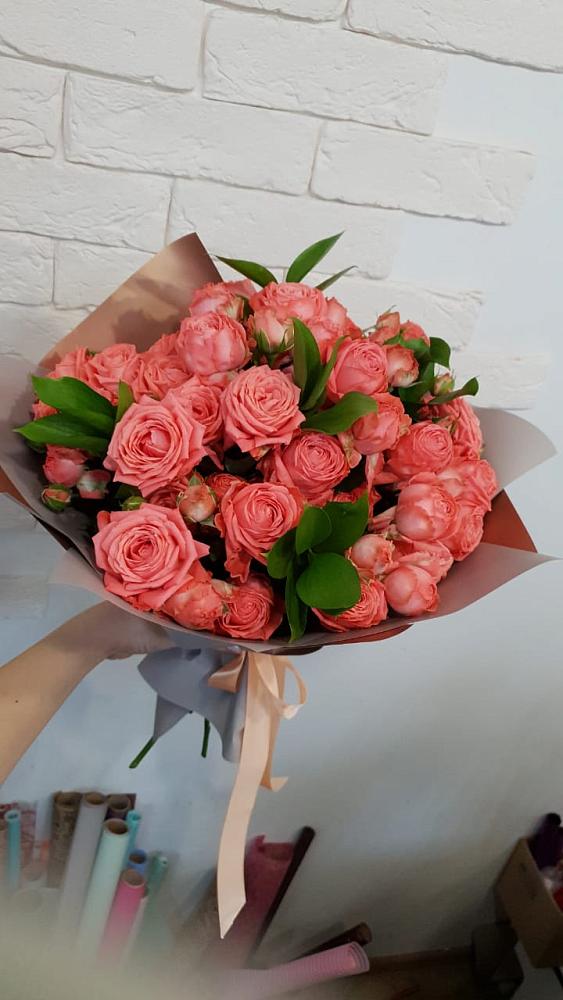 Букет цветов из: Розы в Пригородном