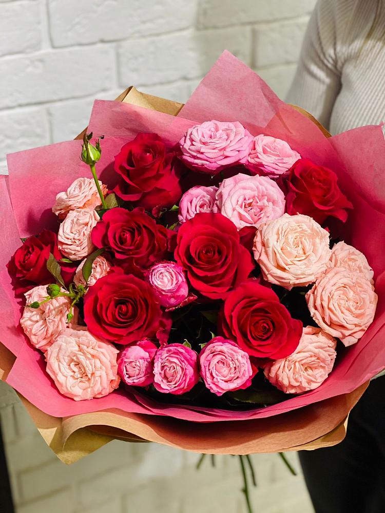 Букет цветов из: Розы в Пригородном