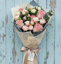 Букет цветов из:  Розы в Пригородном