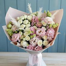 Букет цветов из:  Альстромерии и Розы в Пригородном