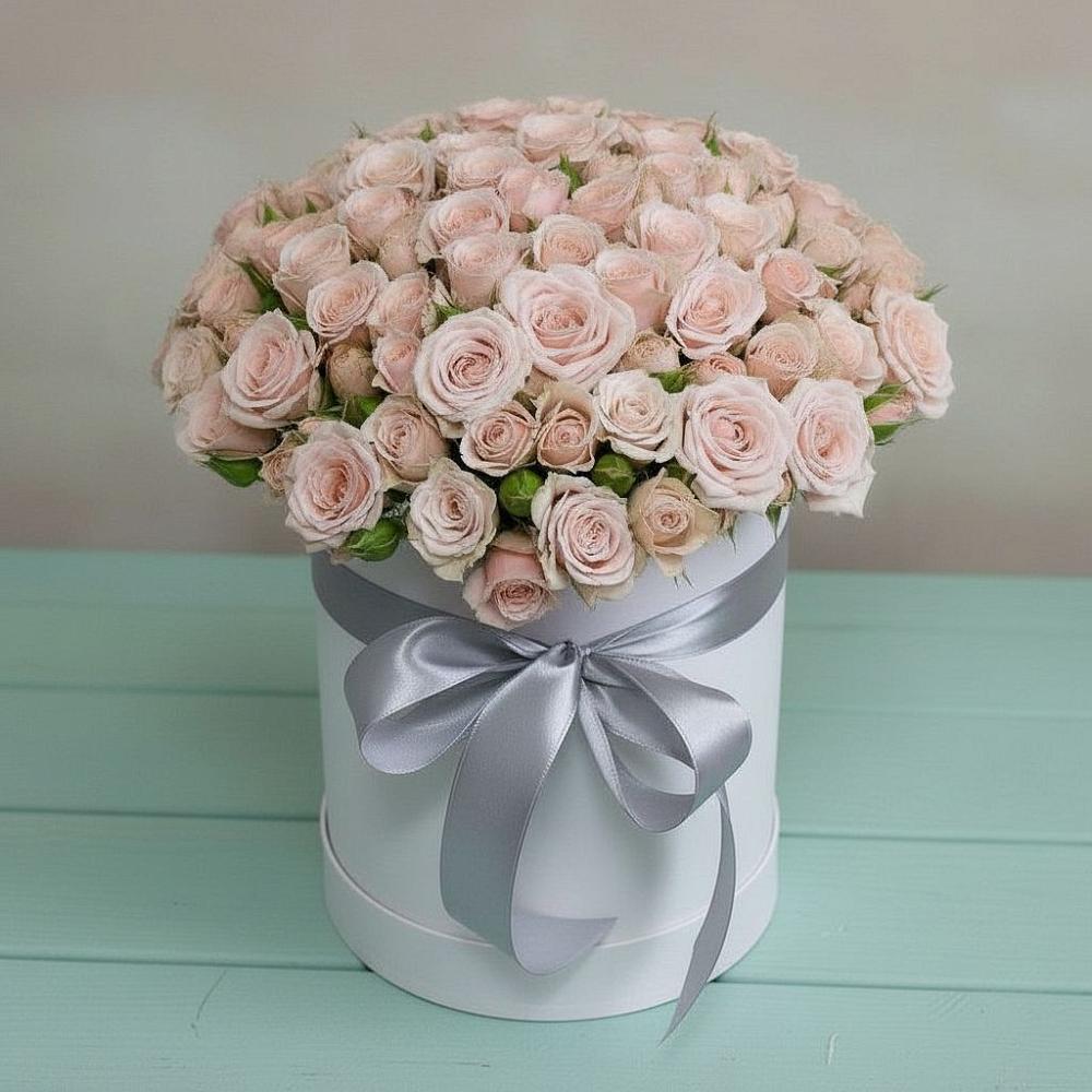 Цветочная композиция из Розы в шляпной коробке в Пригородном